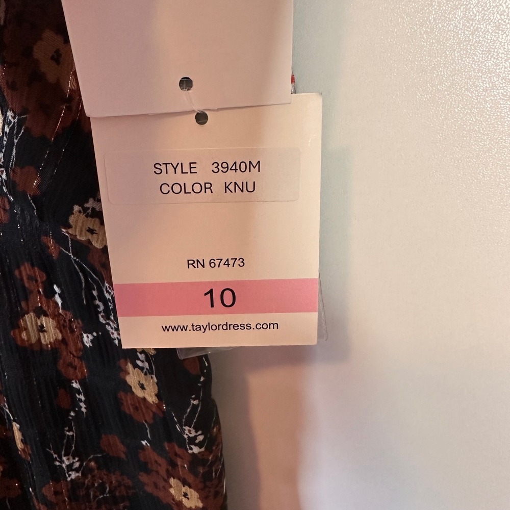 NWT Taylor Dresses Womens Size 10 Black/Nutmeg Floral Print V-Neck Cottagecore - Picture 4 of 11